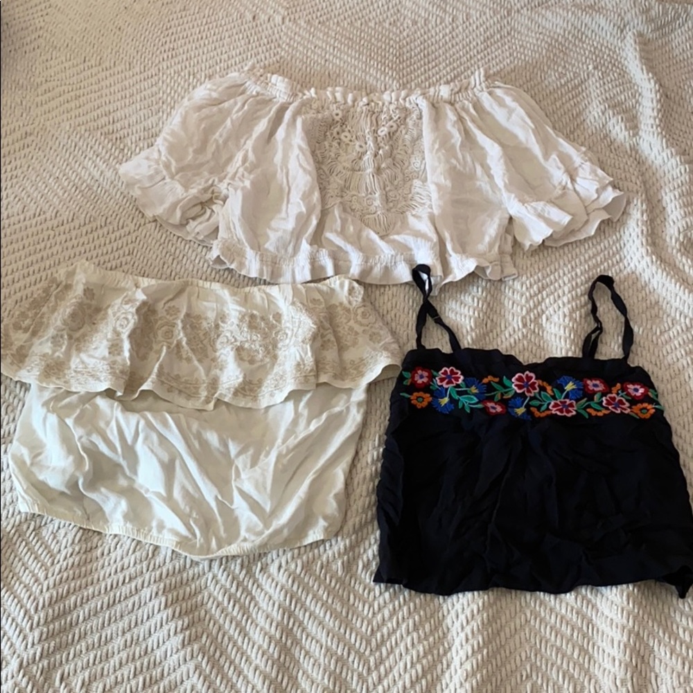 Bundle of Hollister cute embroidered Tops